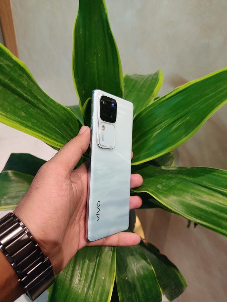 Vivo V30 Pro